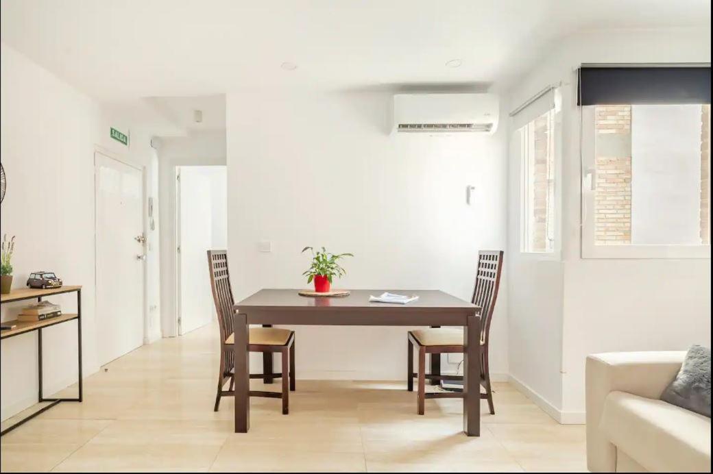 Apartament Conde De Miranda 1 Madryt Zewnętrze zdjęcie